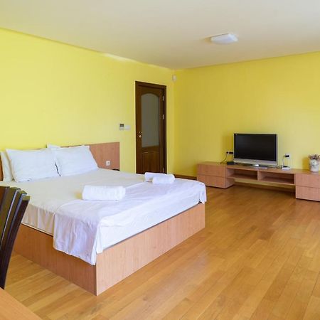 Central Flat With Monster Living Room Варна Екстер'єр фото